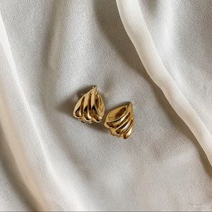 VTG Gold Spade Ribbed Triangle Dollop Earrings